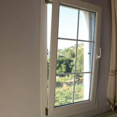 Spacious 2 Bedroom Family With Mountain View Daire